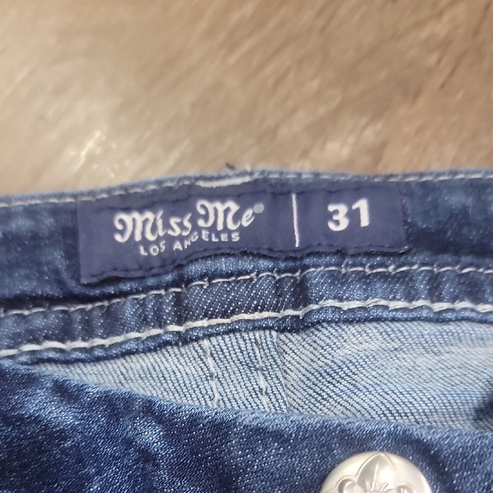 MISS ME Boot Cut Jeans with Distressed Details - Picture 2 of 9